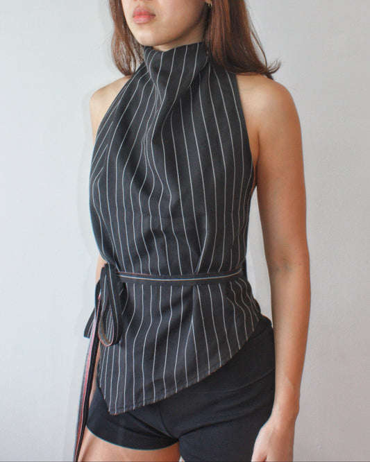 Apron halter